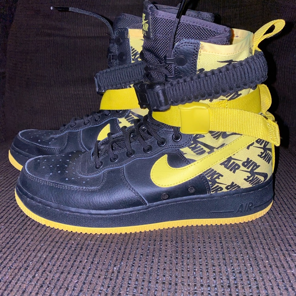 Nike SF Air Force 1 High (Black Dynamic Yellow)